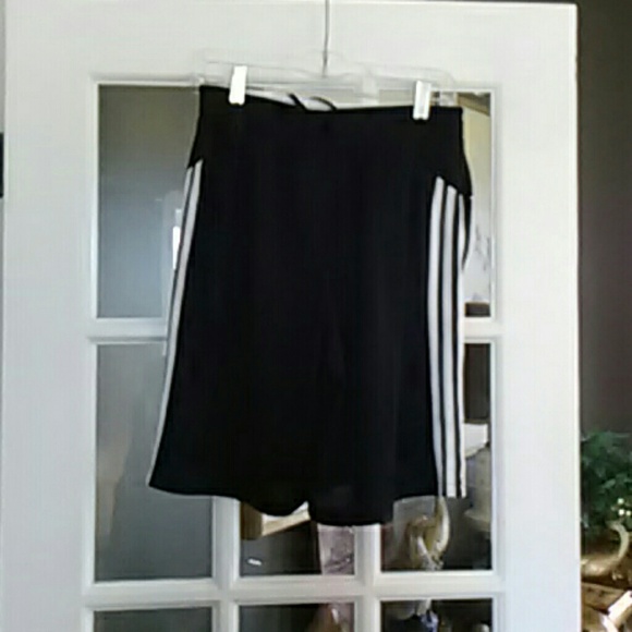 ADIDAS Shorts for Men * - Picture 3 of 4